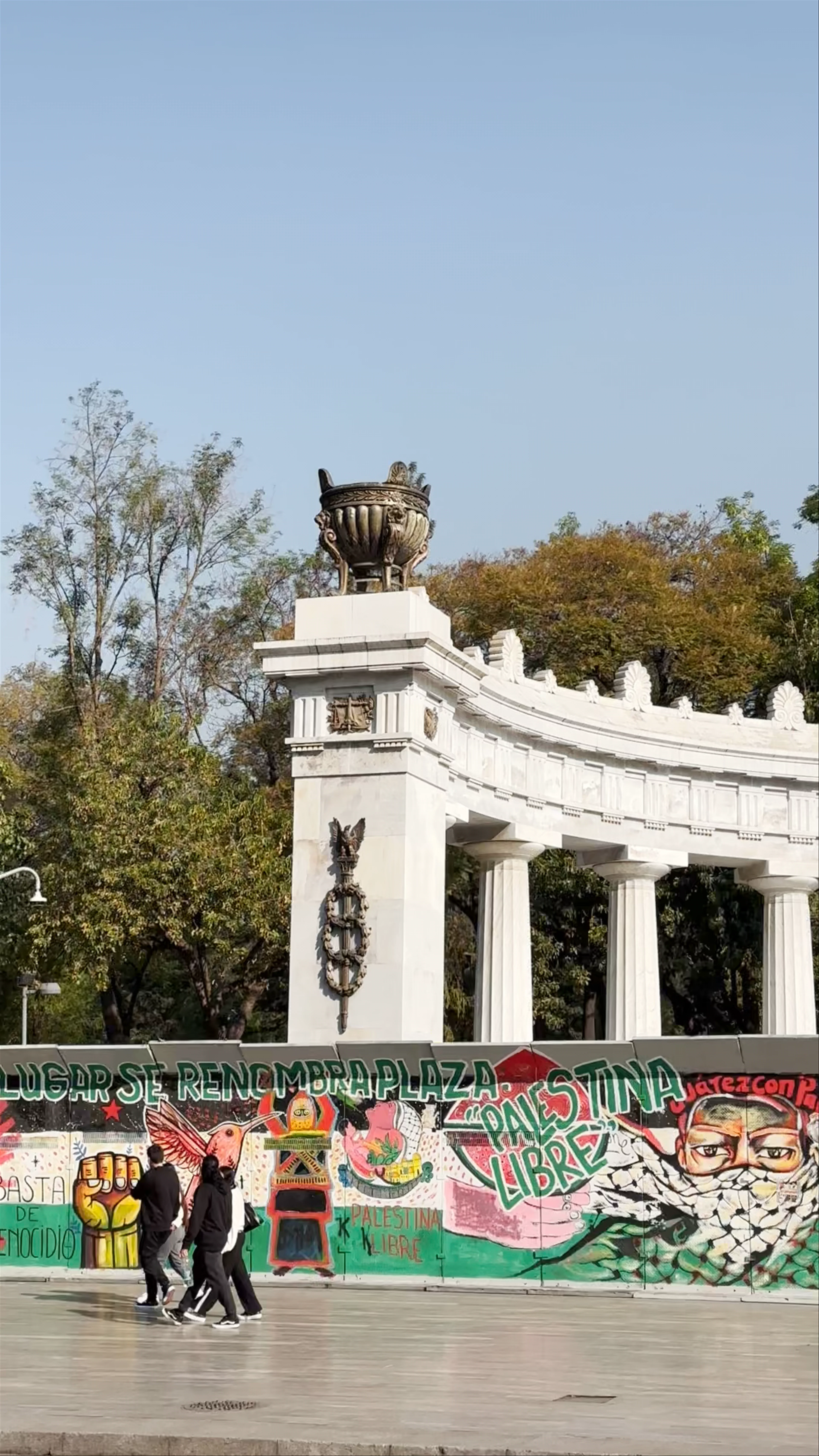 Hemiciclo a Benito Juárez