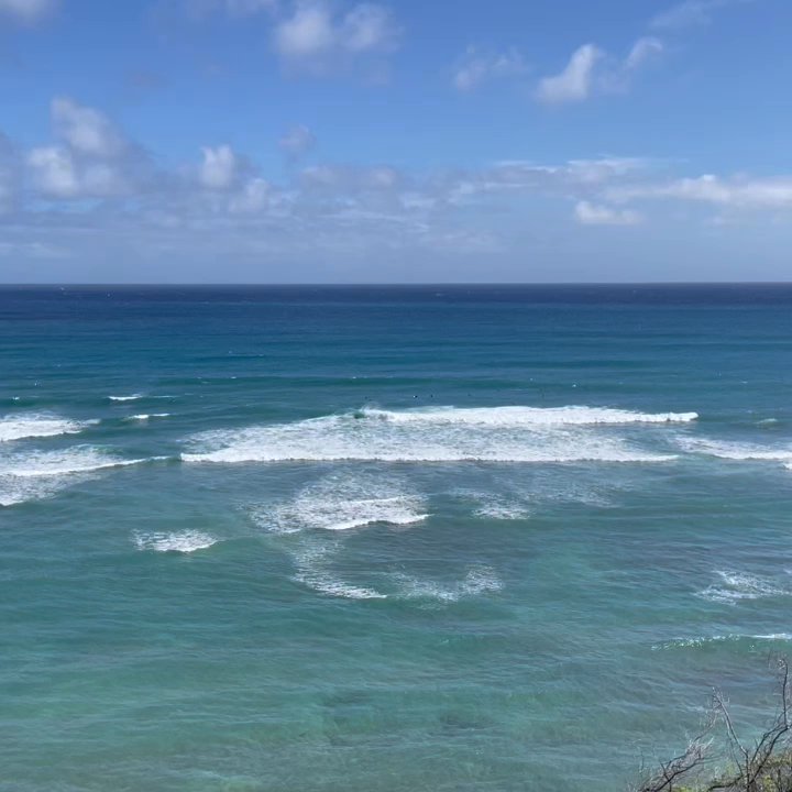 Diamond Head Beach Park - We just had to stop to watch the waves roll in - Parks Near Me - Honolulu, Hawaii