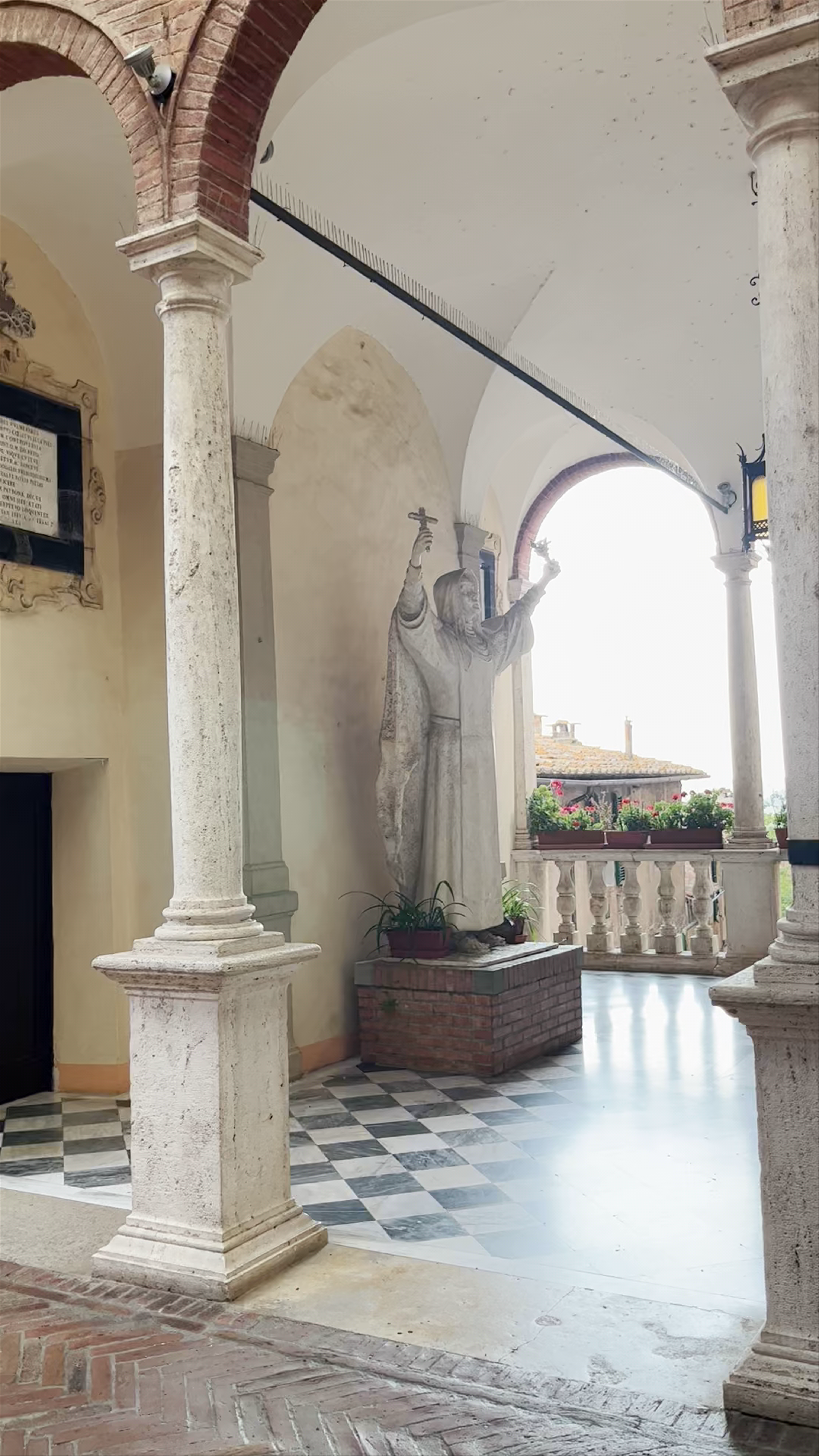 Santuario Casa di Santa Caterina: Spiritual Serenity in Siena