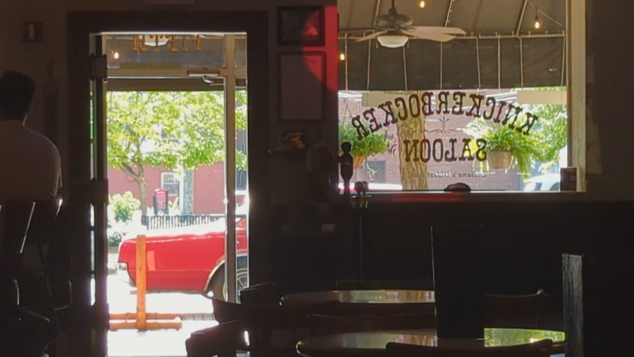 Knickerbocker Saloon - Music Venues Near Me - Lafayette, Indiana
