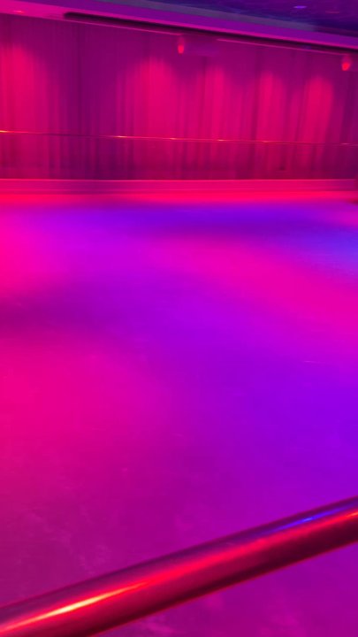 Basement - Ice skating rink - Cocktail Bars Near Me - Miami Beach, Florida