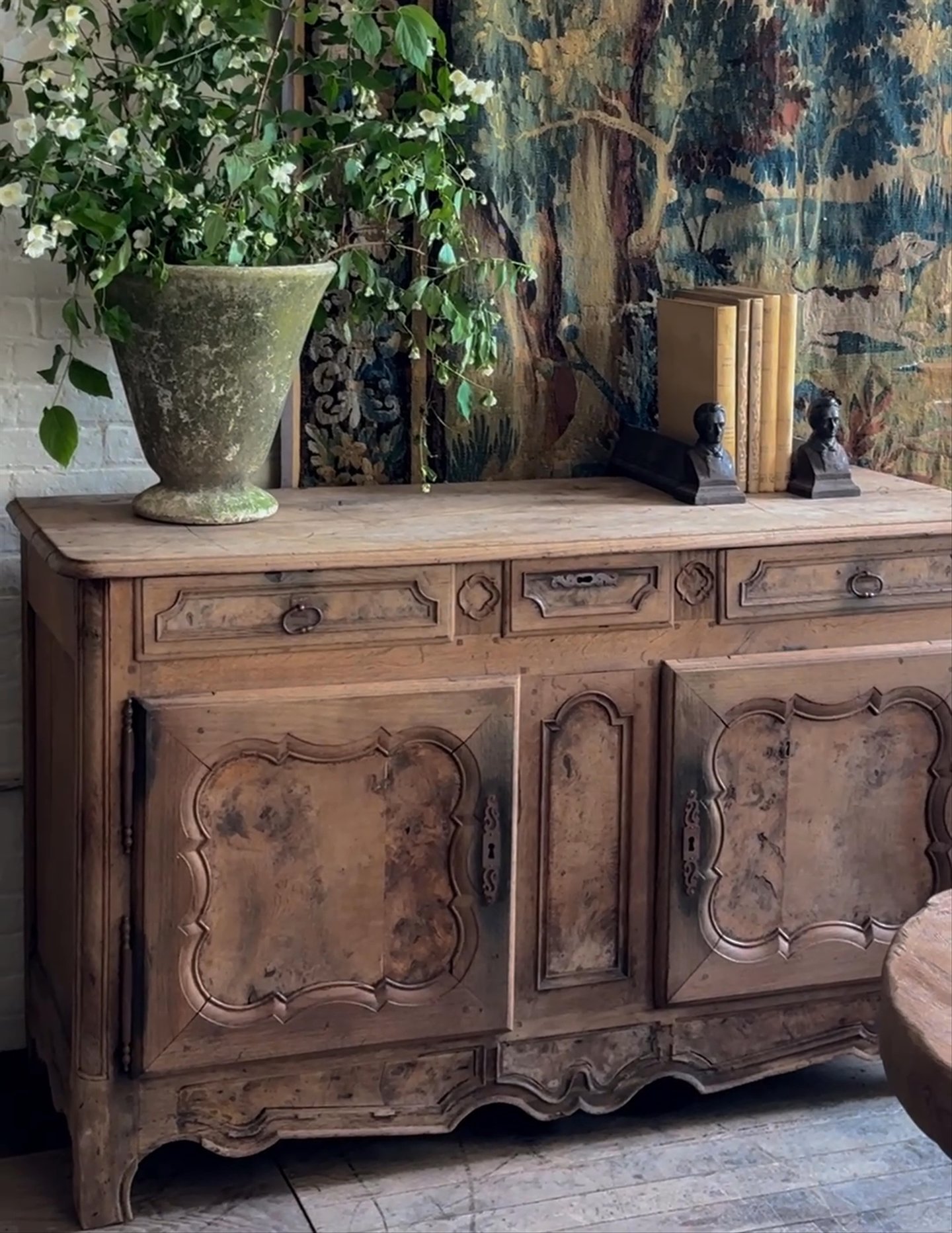 18th c. Oak Buffet