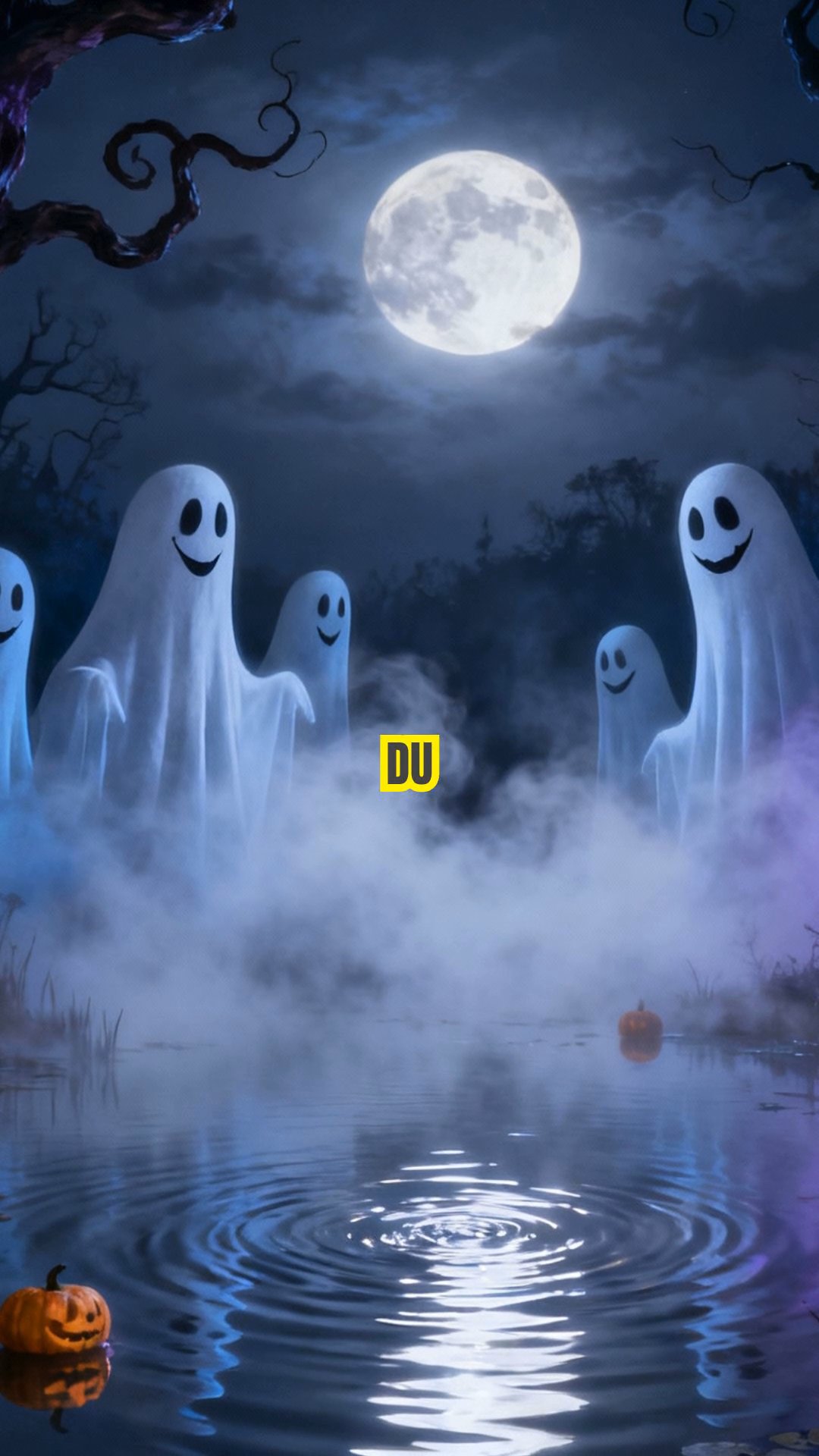 Nebelhafte Spiegelungen im Teich