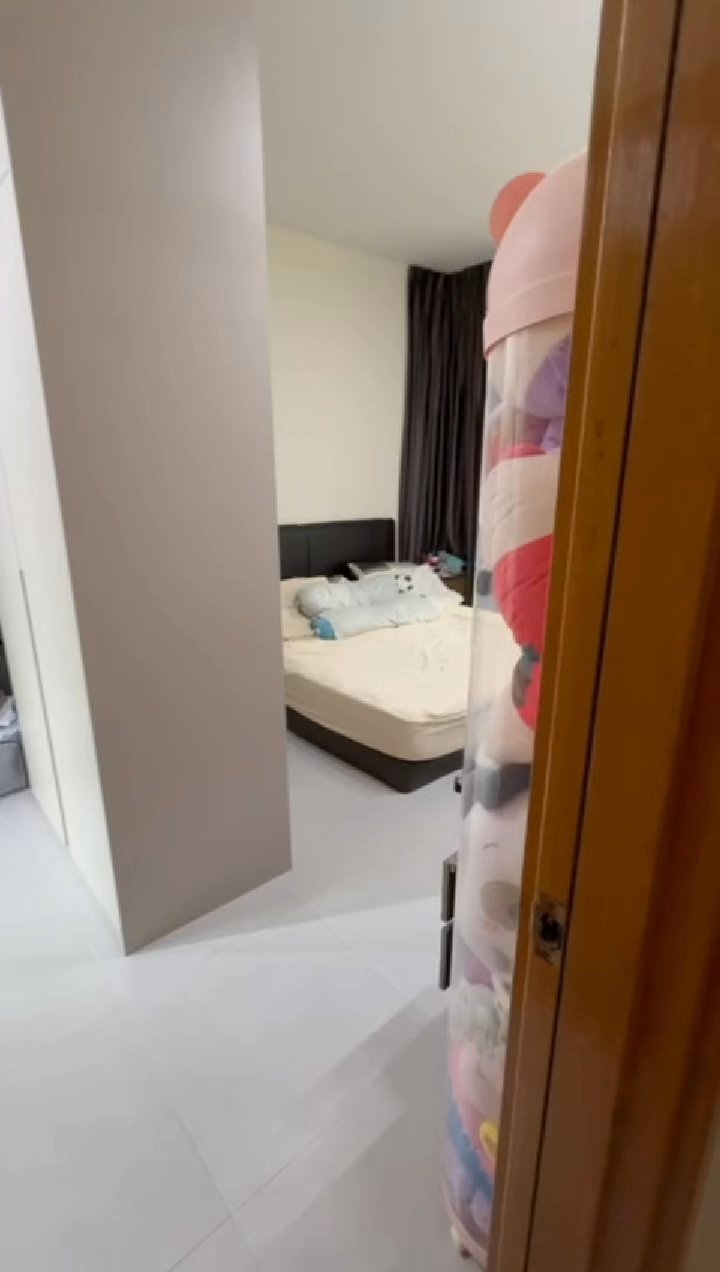 1 Bed Executive Condo for Rent in  The Quintet - Image 8