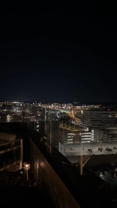 Radius Rooftop Lounge - The view - Cocktail Bars Near Me - Knoxville, Tennessee