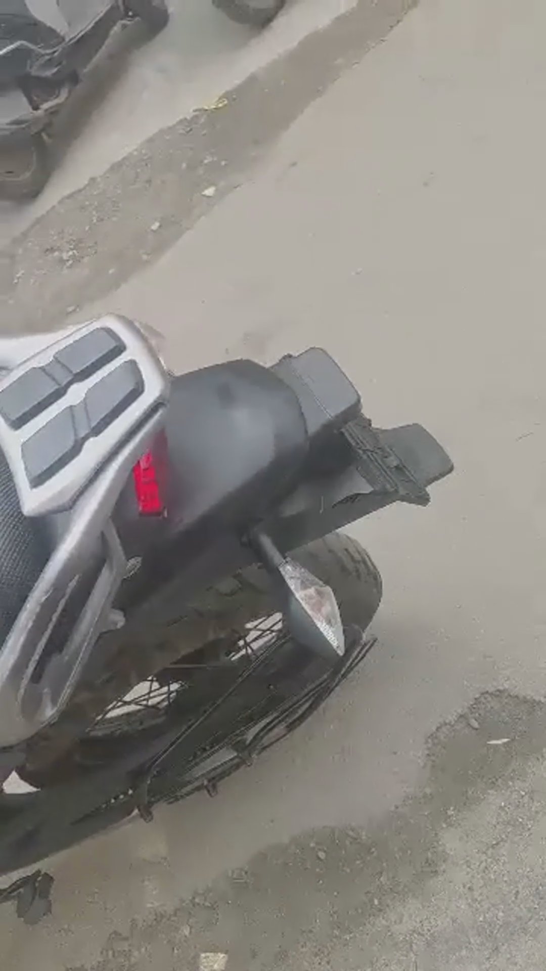 Walk-around video thumbnail