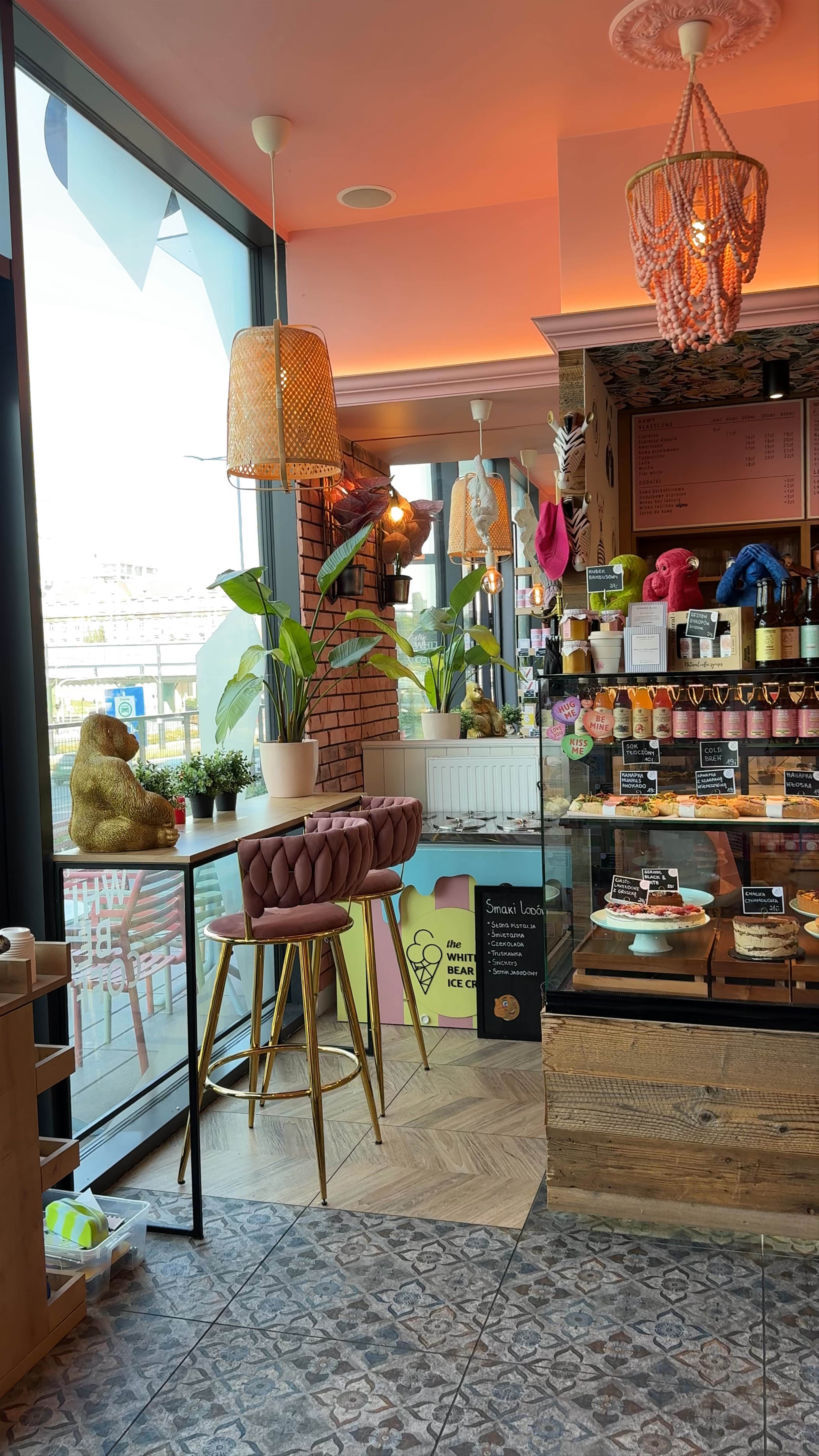 The White Bear Coffee Warszawa Kasprzaka