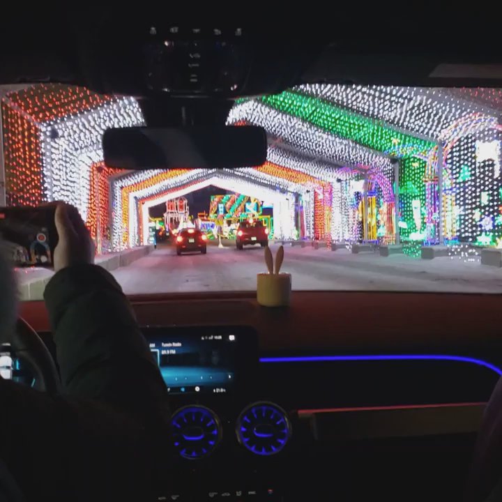 Illumi Laval - Arts & Entertainment Near Me - Laval, Quebec