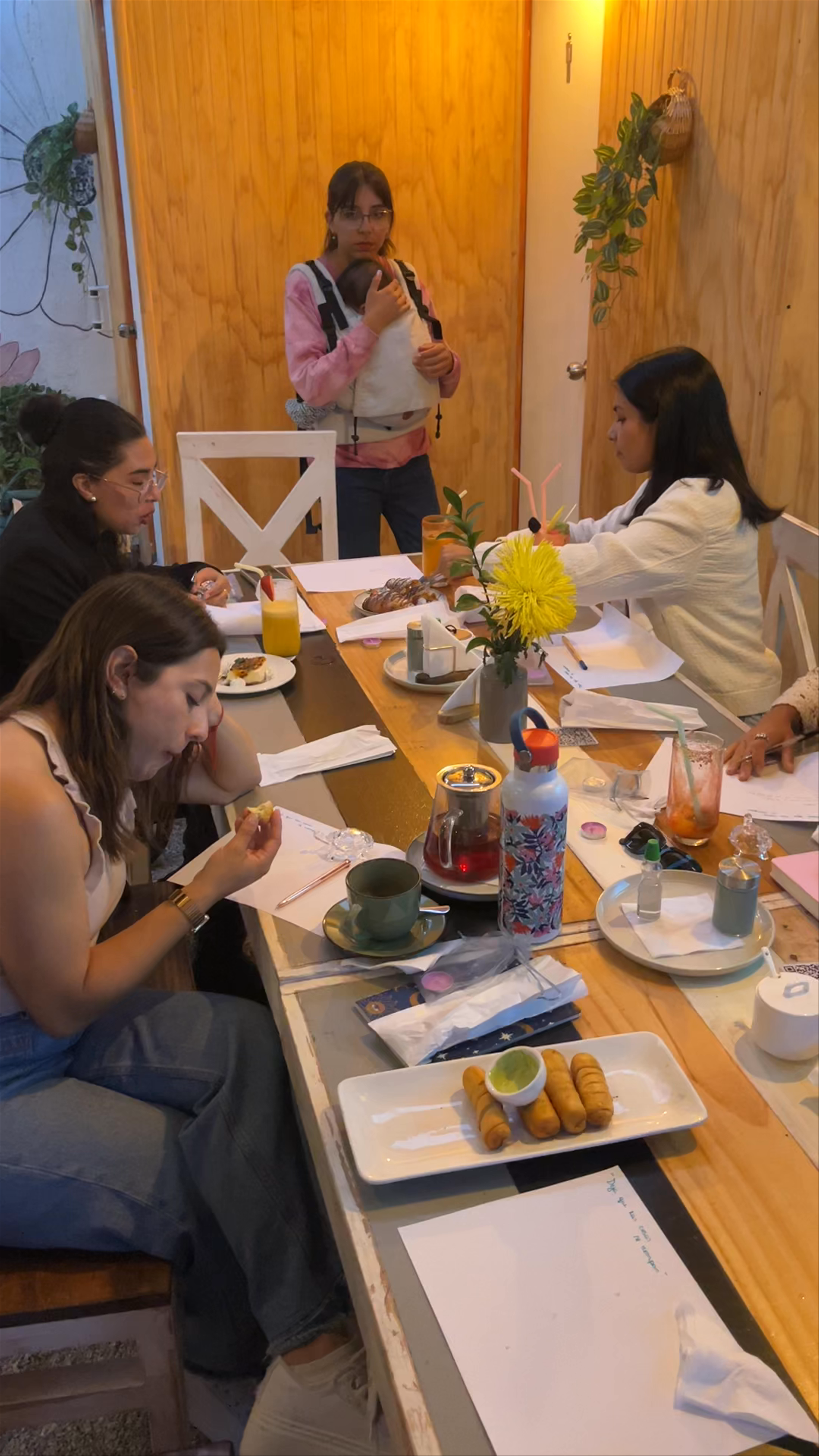 Creative Gathering at Aroma Cafe Restaurante, La Serena
