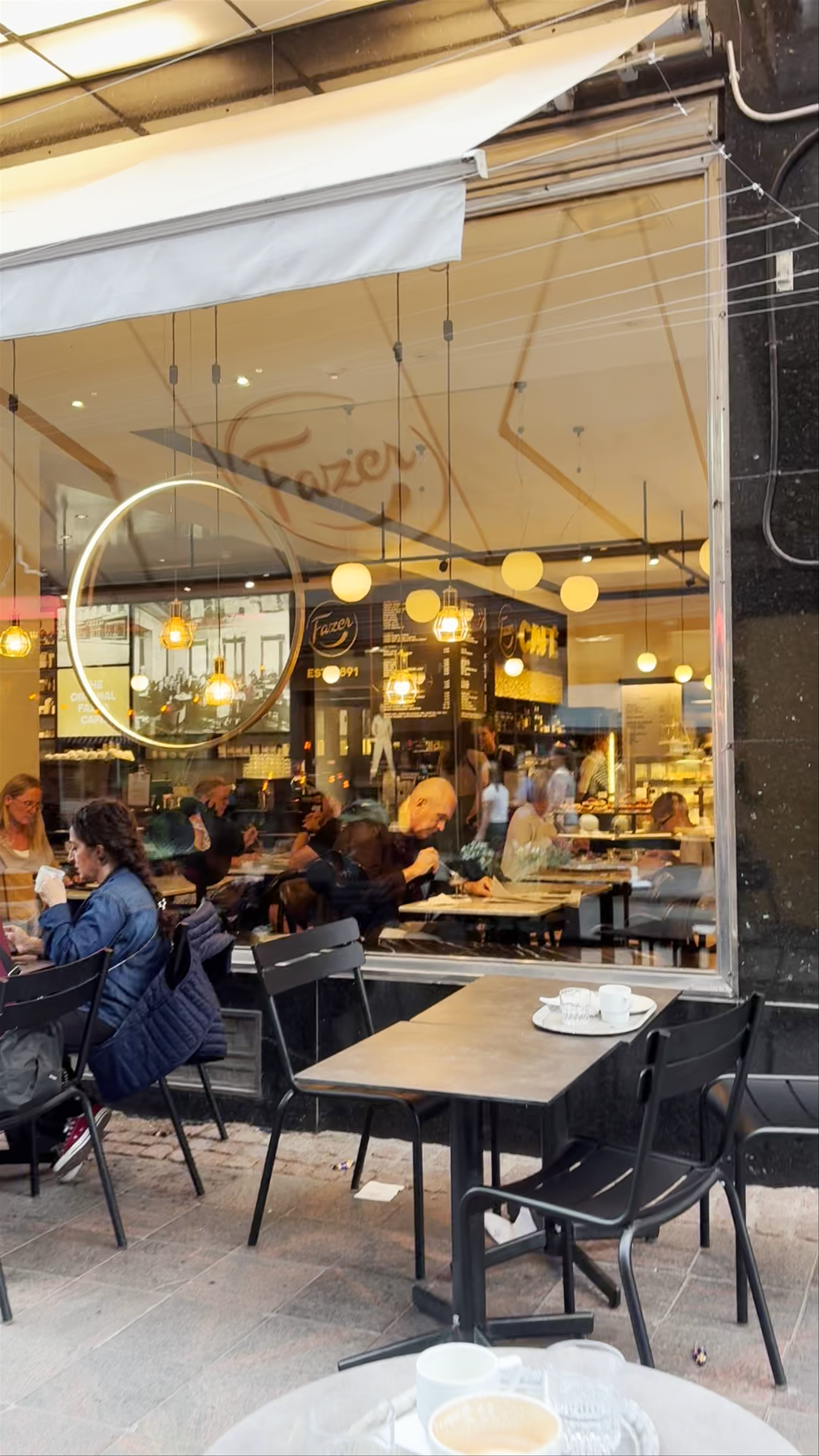 Fazer Café Kluuvikatu: Classic Finnish Café Experience in Helsinki