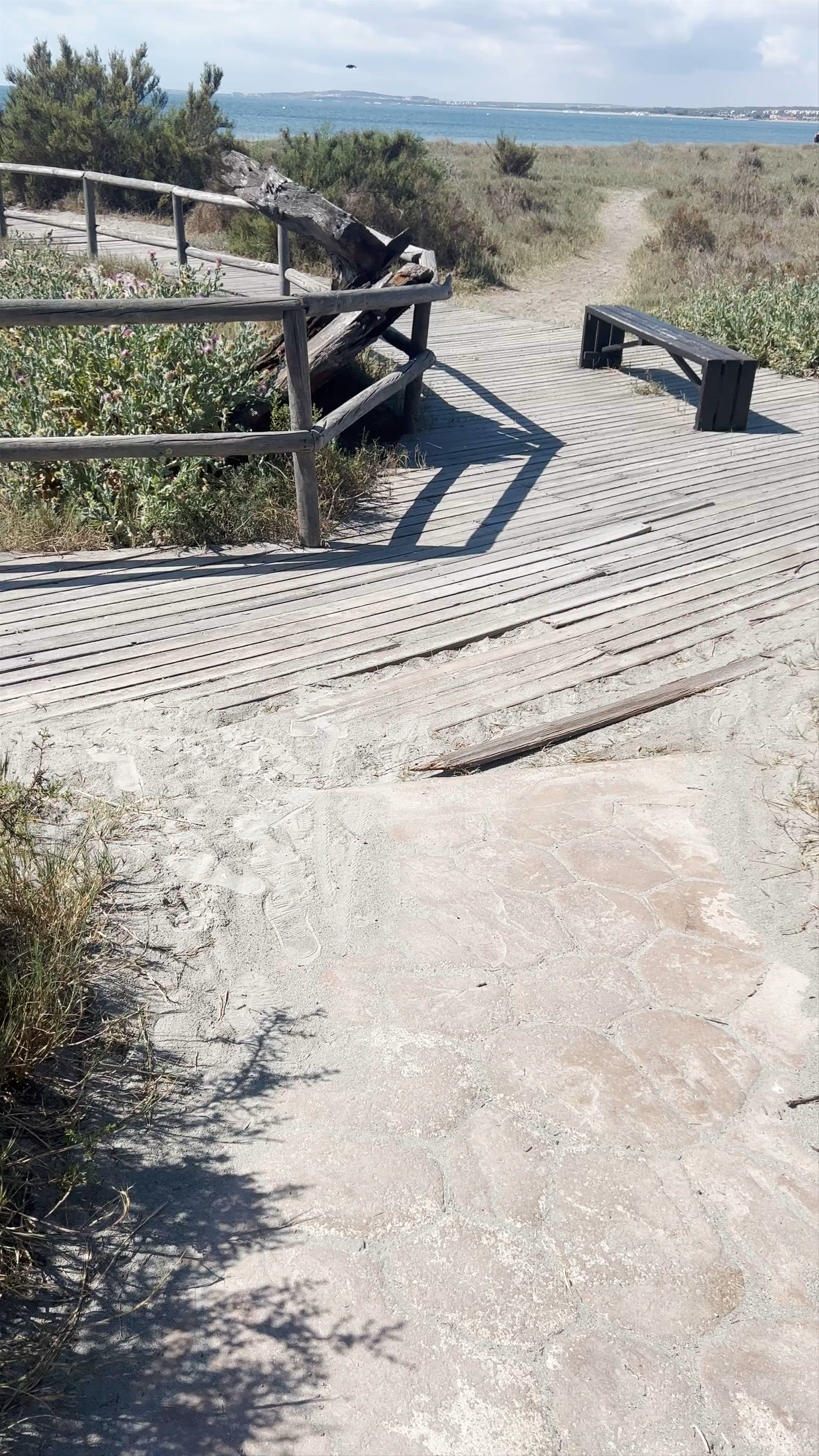 Serene Coastal Walk and Historic Shipwreck at Barcassa, Santa Pola