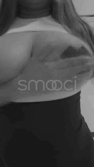 Janvi69 Singapore Escort Video #12376