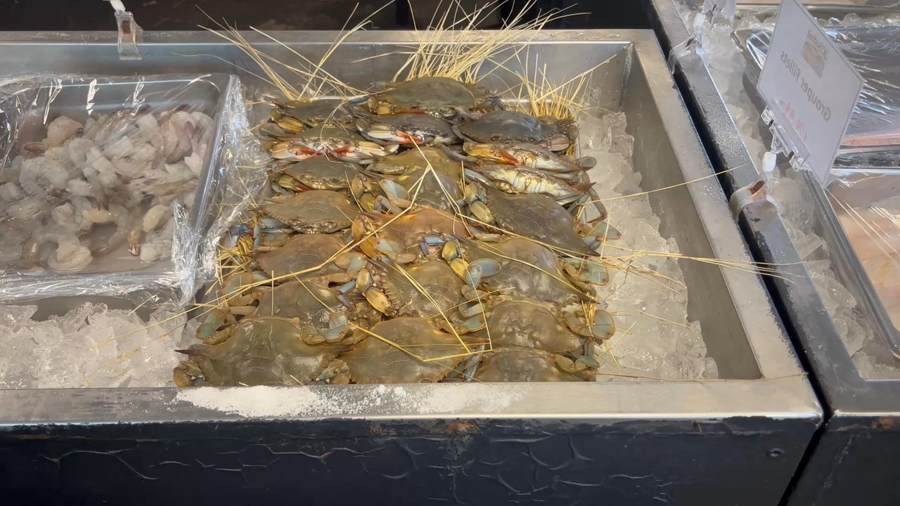 Simply Seafood - Blue crab - Seafood Near Me - Johns Island, South Carolina