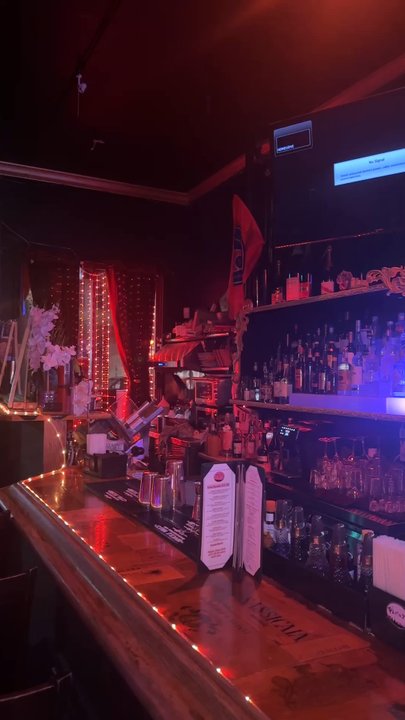 Paris 75 - The vibe - Lounges Near Me - San Francisco, California