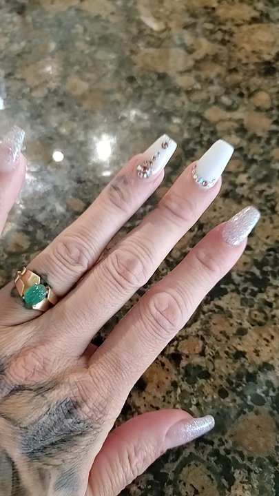 Nail Garden - Gorgeousssss..... - Nail Salons Near Me - Oak Grove, Oregon