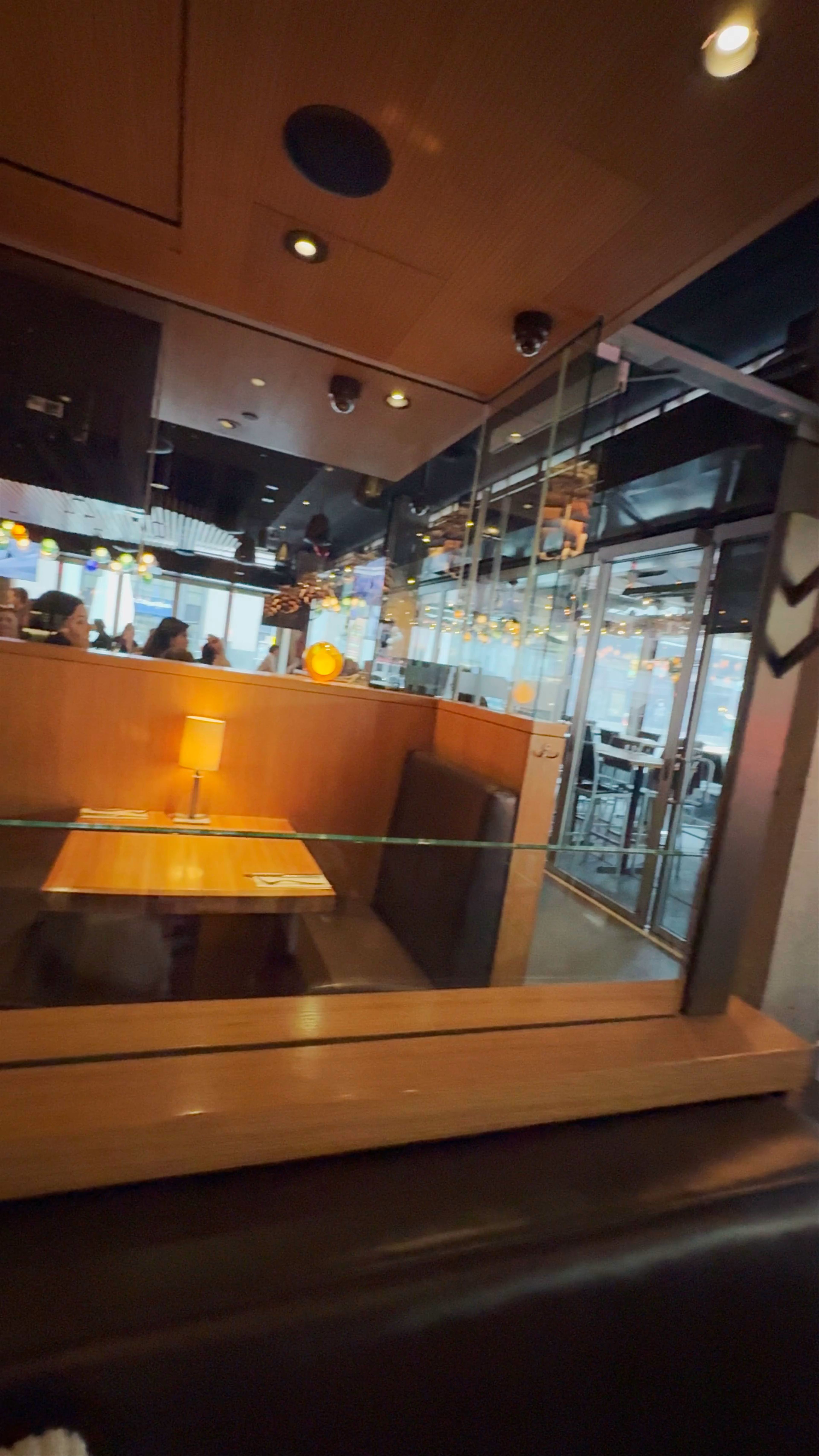 Cactus Club Cafe Stephen Ave: Contemporary Urban Dining Experience in Calgary