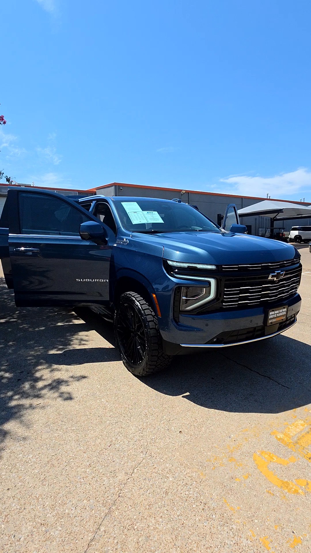 Lifted Trucks - #TX10922 - 2025 Chevrolet Suburban High Country