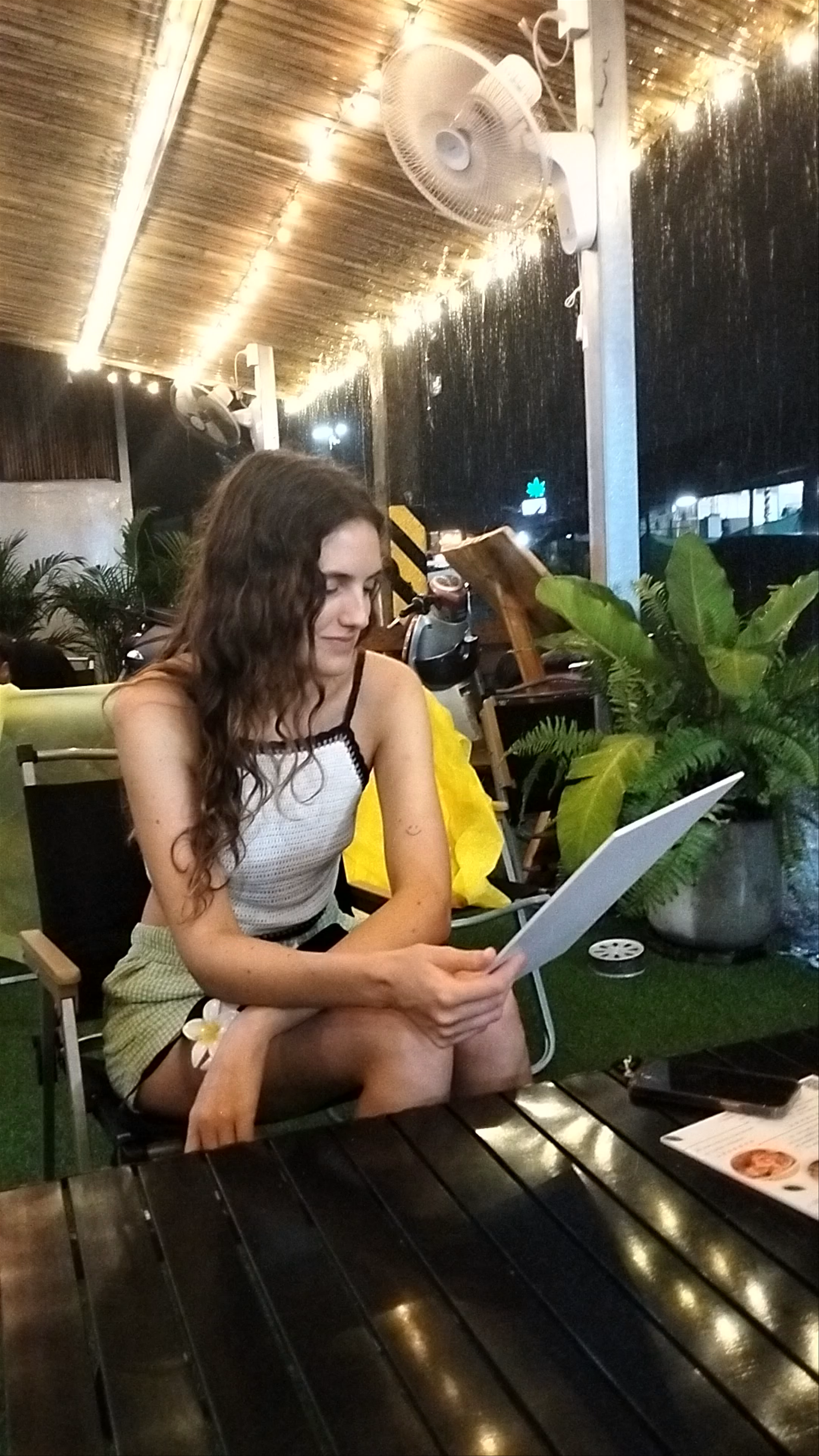 Cozy Rainy Night at Talunla Thai Restaurant, Ko Pha-ngan