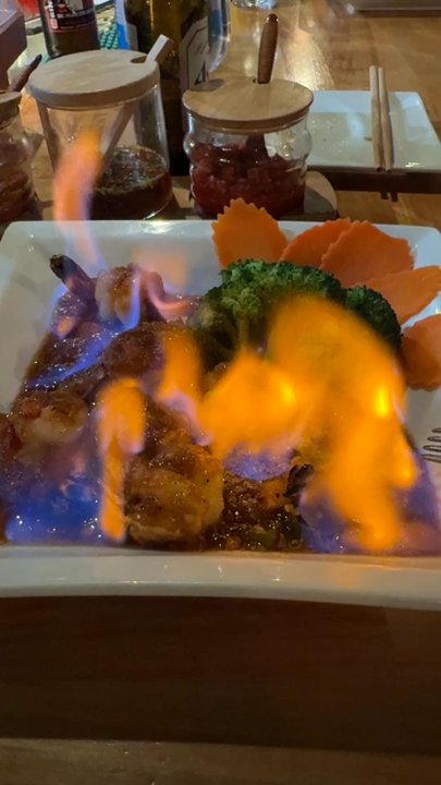 Siam - Shrimp with volcano sauce ... sweet and a touch of spice - Thai Near Me - Telluride, Colorado