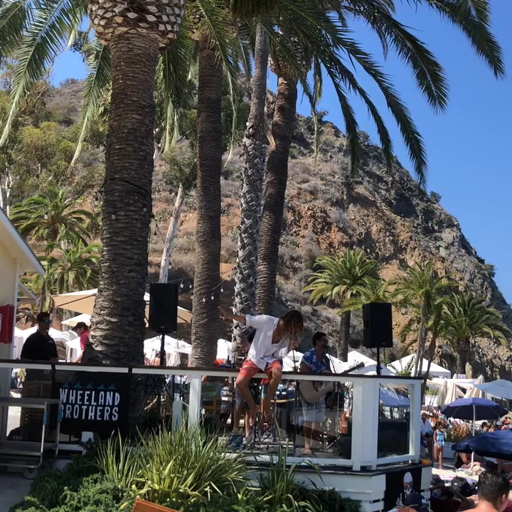 Descanso Beach - Beaches Near Me - Avalon, California