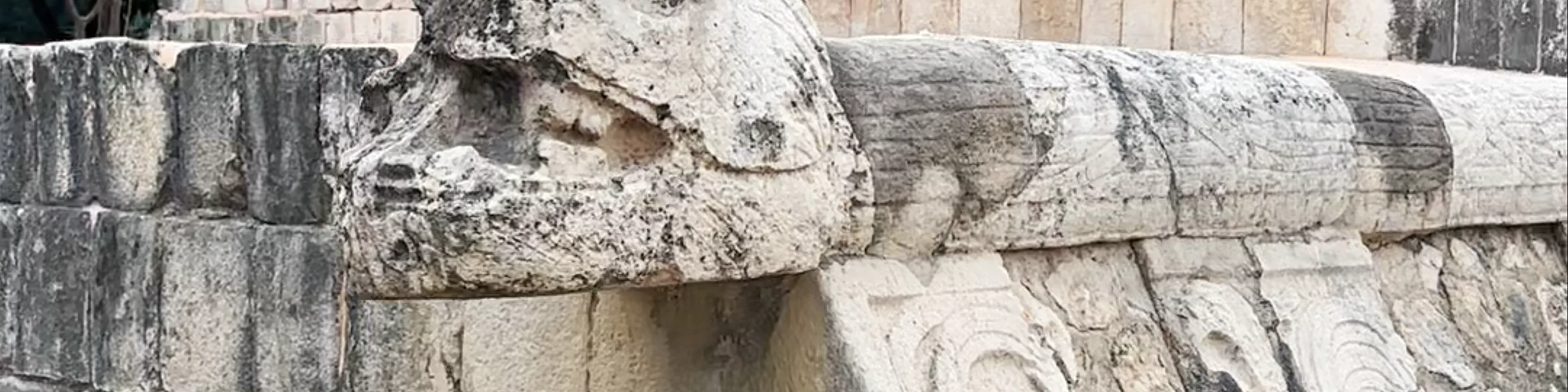 Serpiente emplumada