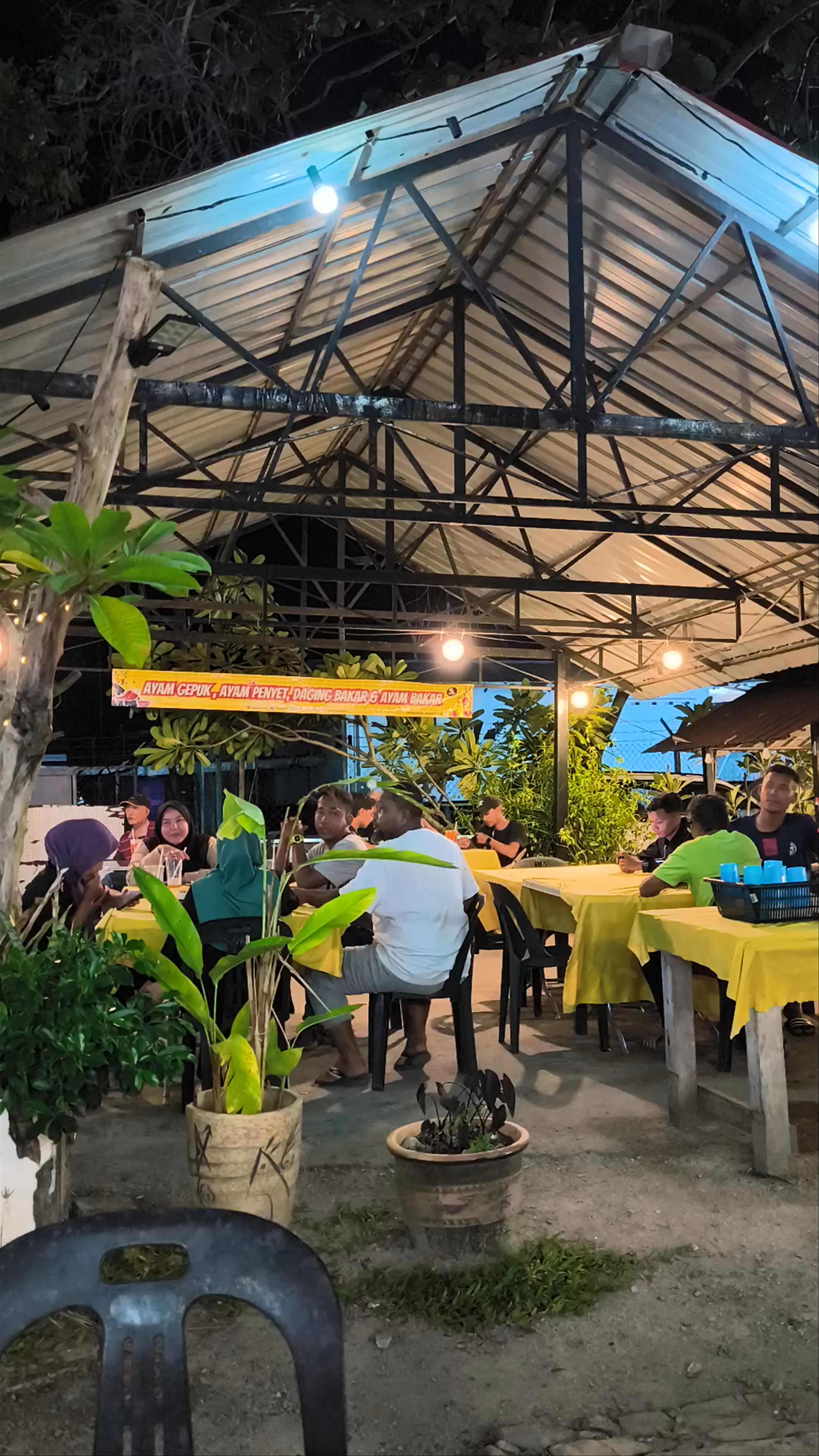 Aneeq Hot Malay Restaurant