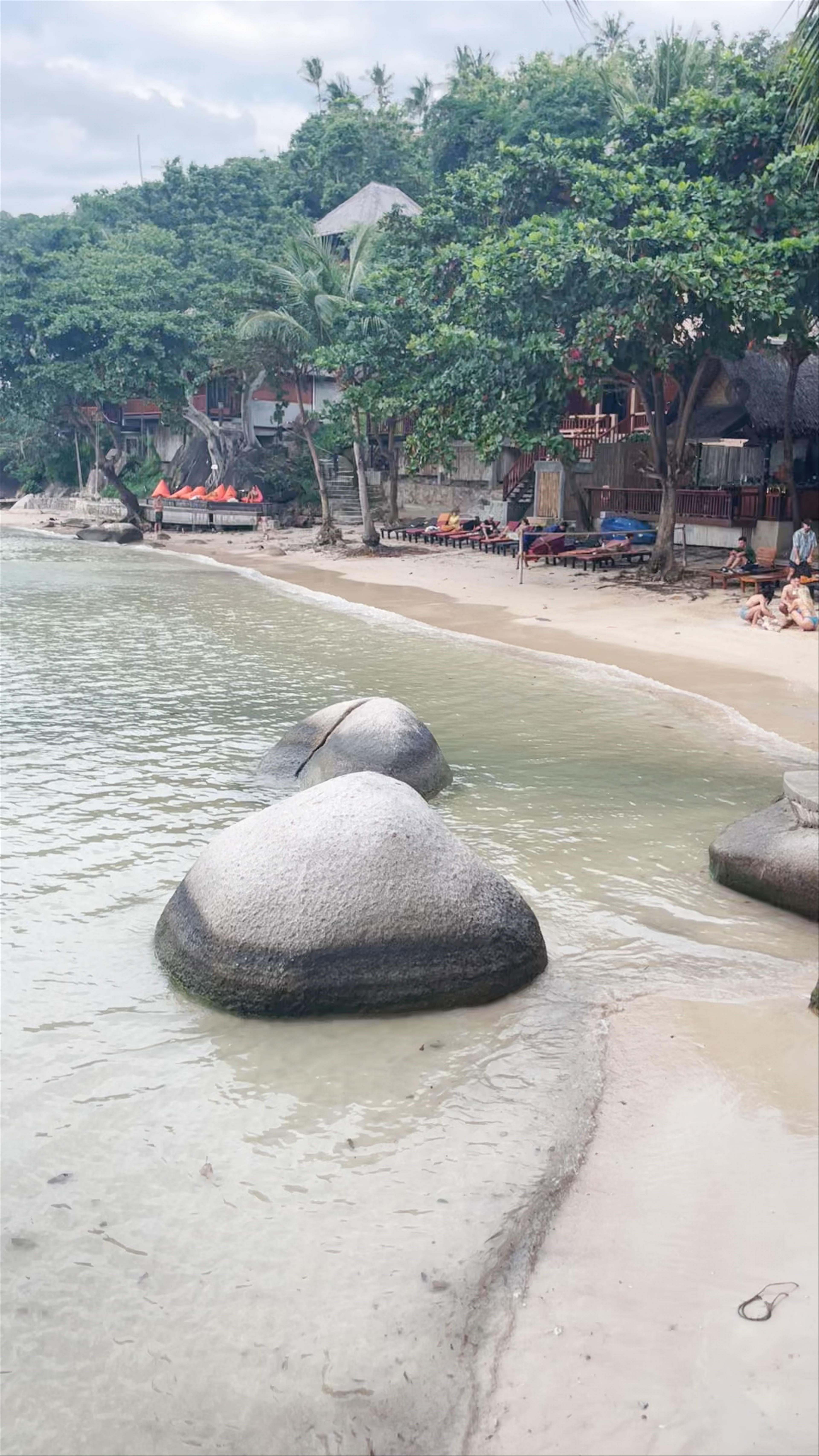 Taa Toh Lagoon Beach