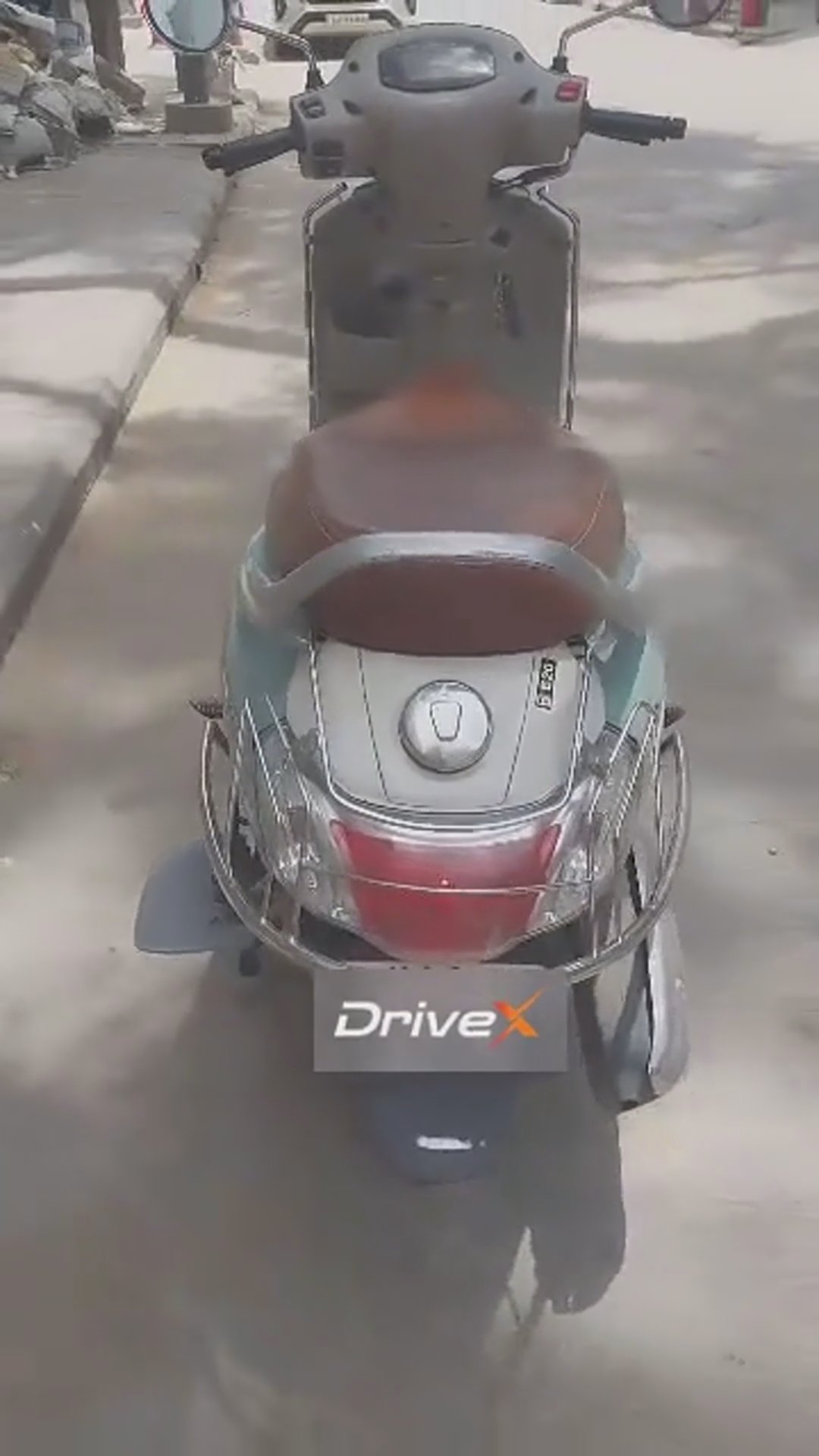 Walk-around video thumbnail