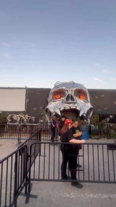 Cutting Edge Haunted House - Entrance - Haunted Houses Near Me - Fort Worth, Texas