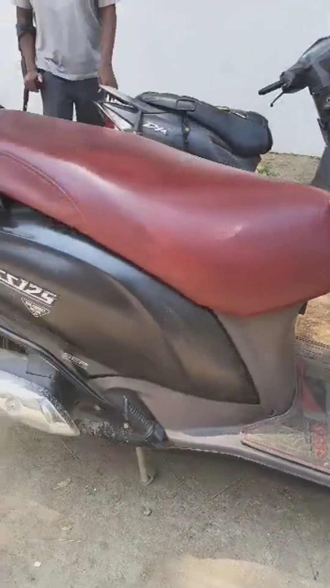 Walk-around video thumbnail