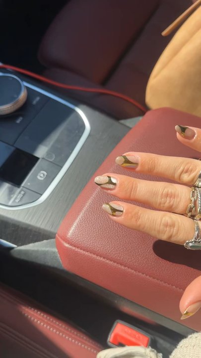 Marshalls Nails & Spa - Cat eye with chrome design - Nail Salons Near Me - Hoffman Estates, Illinois