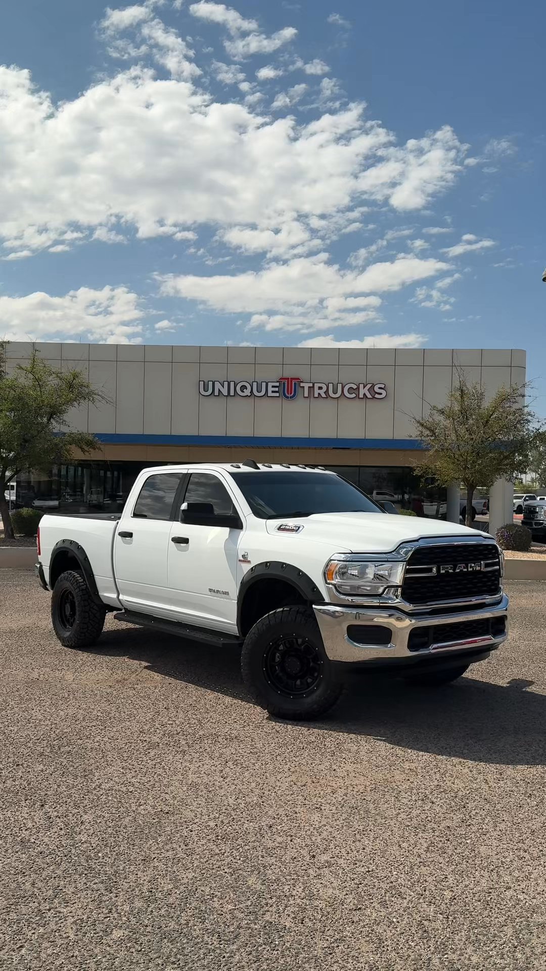Unique Trucks - #381932 - 2022 Ram 2500 Lone Star