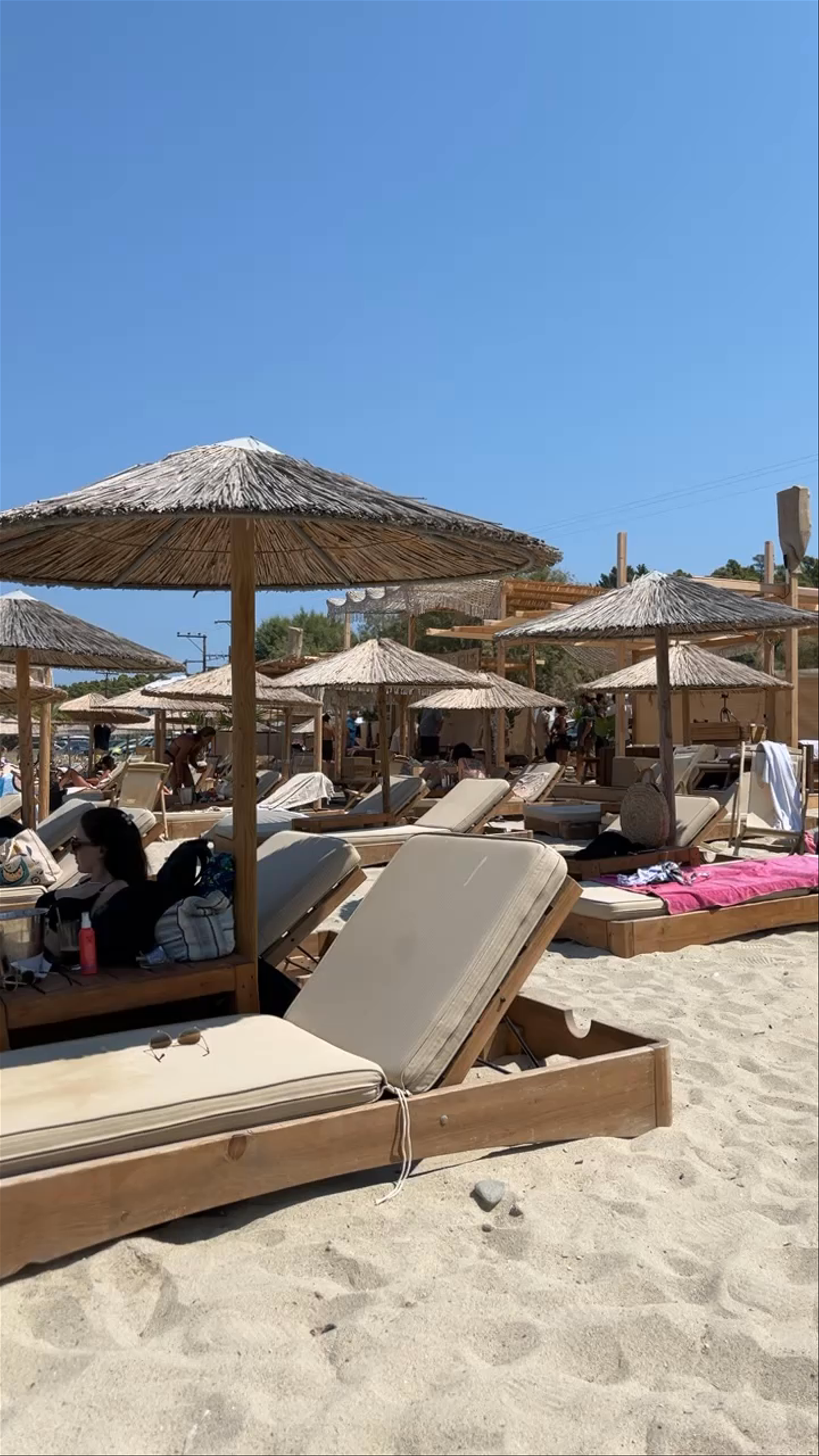 Eldoris Restaurant Beach bar