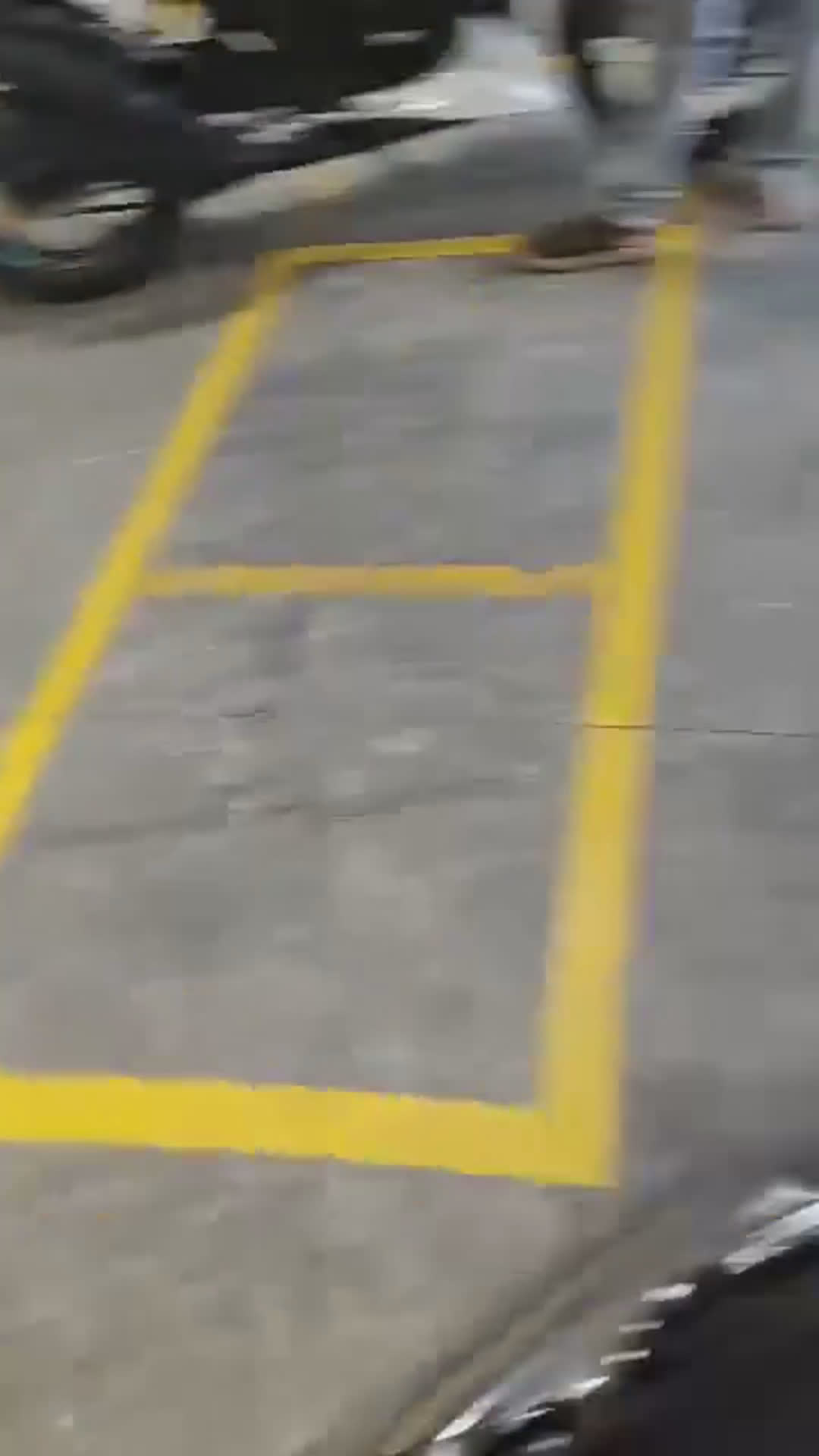 Walk-around video thumbnail