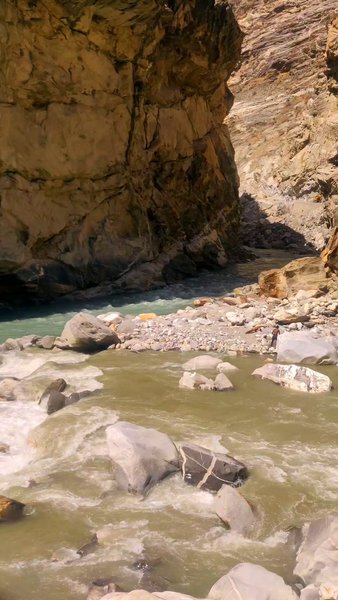 Photo of Confluence of the ri