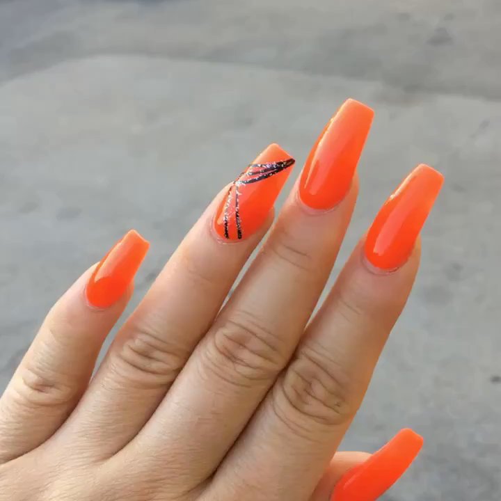 Nails by Lucy - Nail Salons Near Me - Houston, Texas