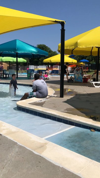 Sun Valley Aquatic Center - Everybody trying to cool off - Water Parks Near Me - Lewisville, Texas