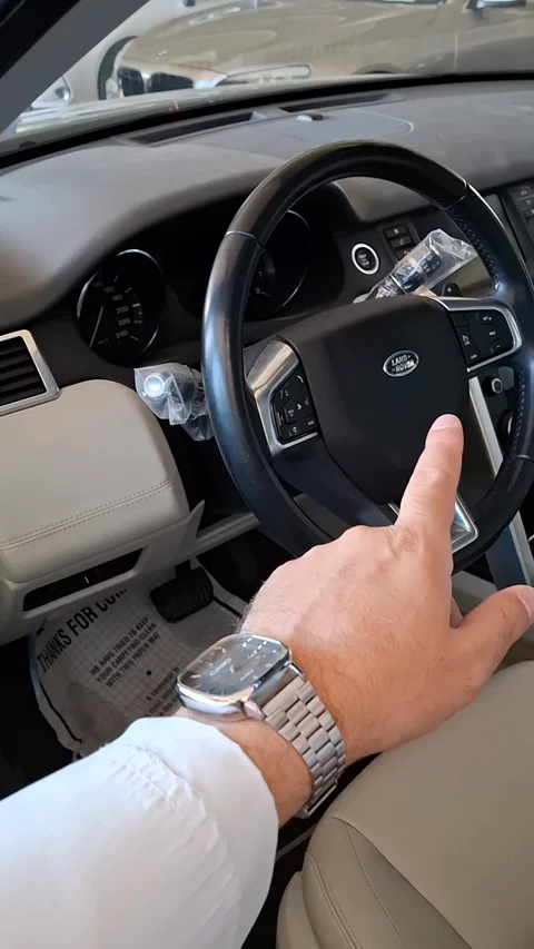 لاند روفر Discovery SE 2016