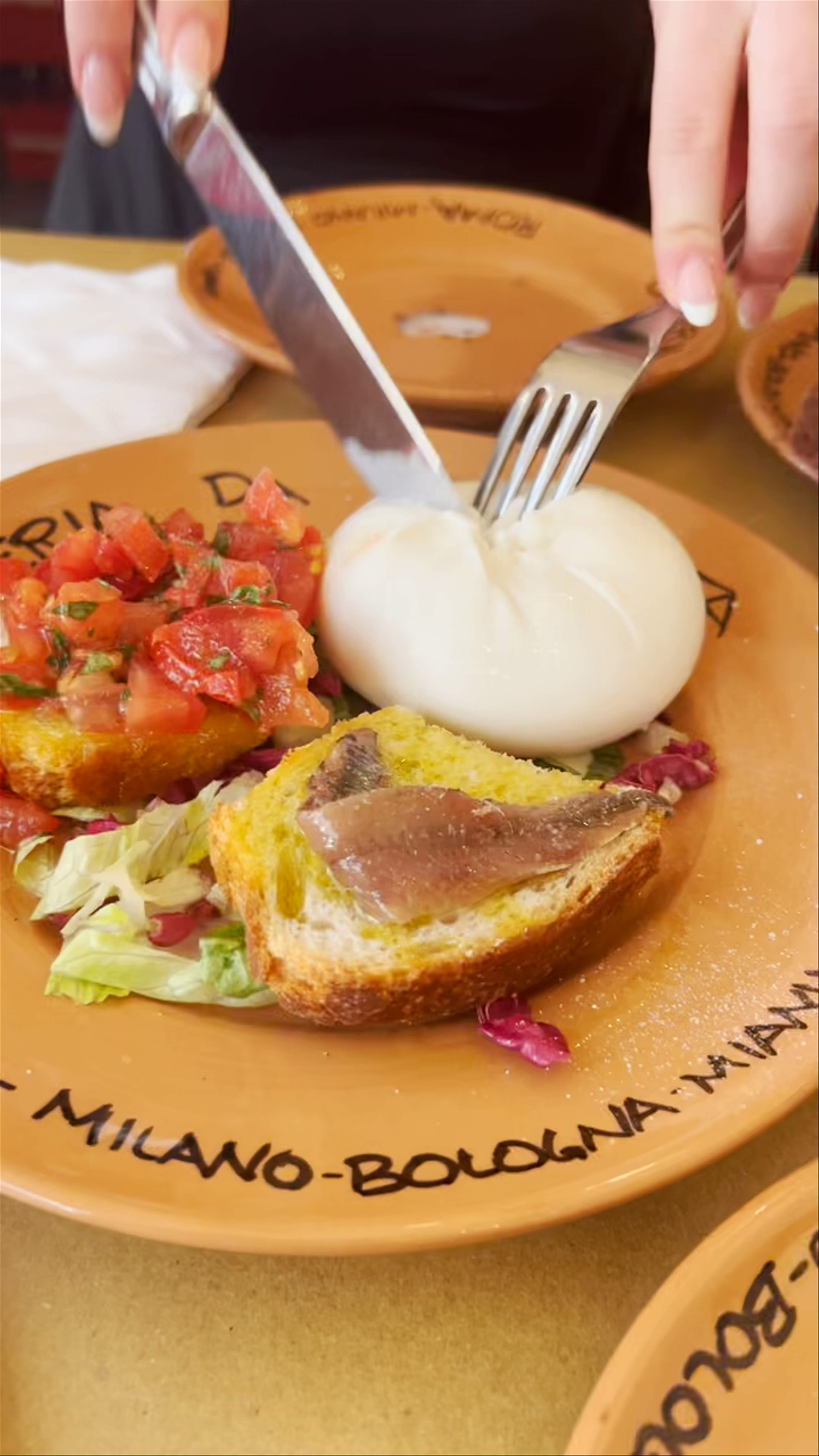 Authentic Italian Flavors at Osteria da Fortunata in Rome