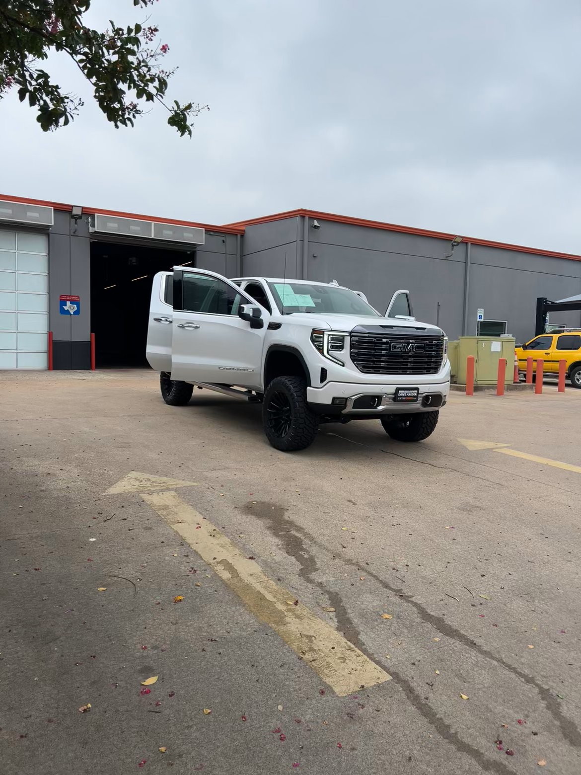 Lifted Trucks - #TX10634 - 2024 GMC Sierra 1500 Denali Ultimate Crew Cab