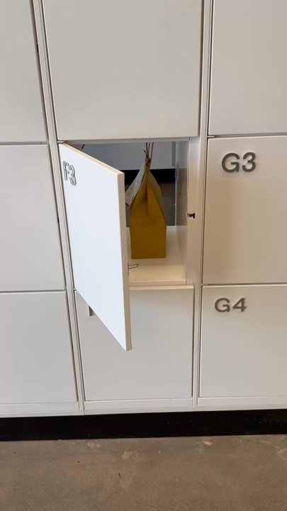 Picnic - Food Lockers (scan or enter order code in kiosk on right & door will automatically open... efficient & hygienic) - Food Court Near Me - Lawndale, California