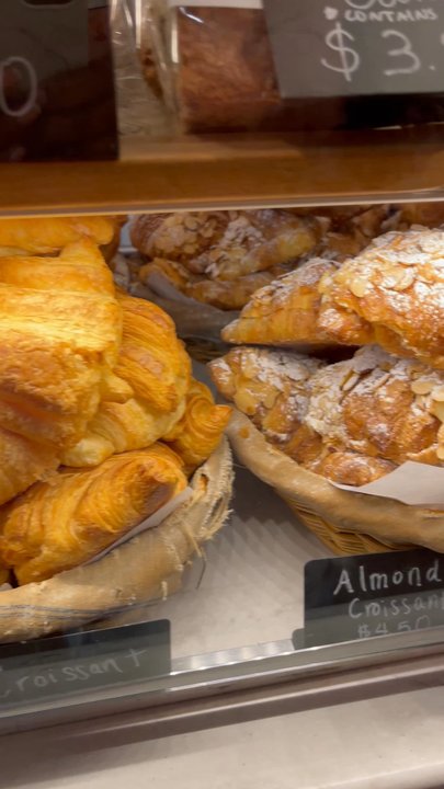 La Fournette - Almond Croissant - Breakfast & Brunch Near Me - Chicago, Illinois