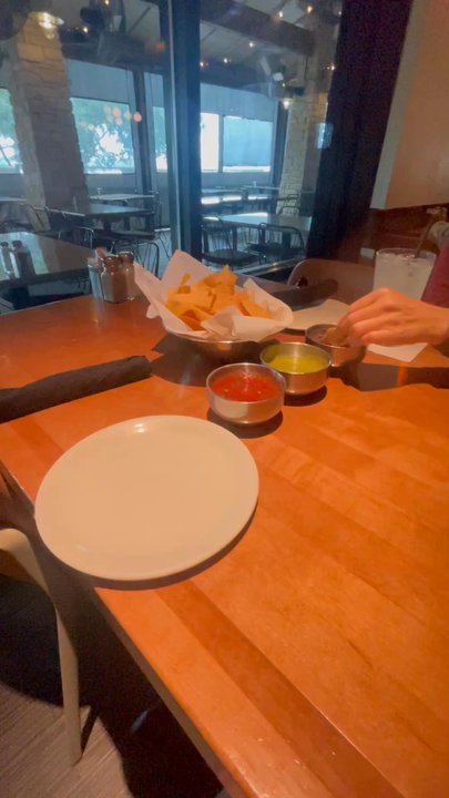 Gloria's Latin Cuisine - Gloria's on a Thursday afternoon - Mexican Near Me - Rockwall, Texas