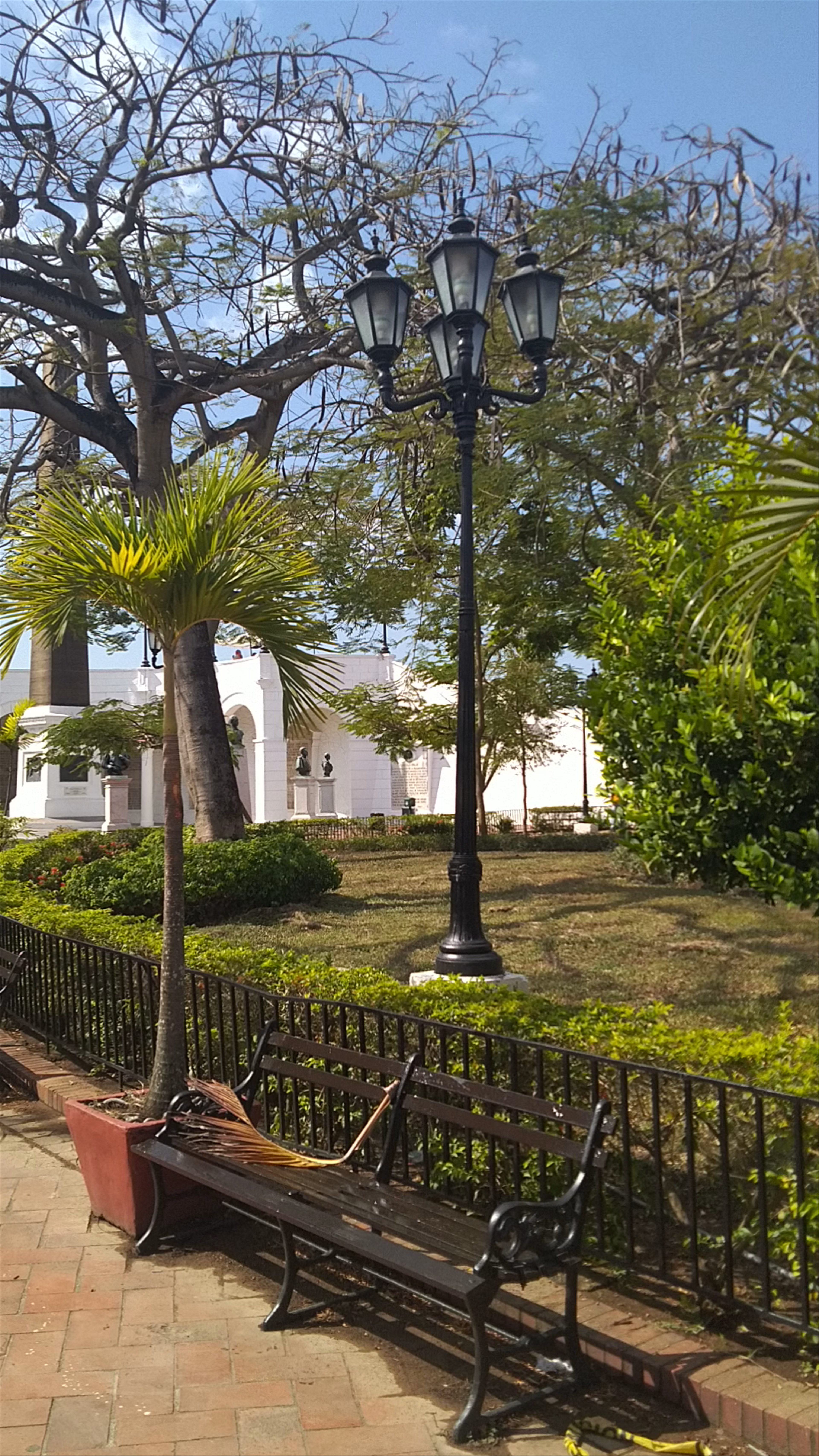 Plaza de Francia: Historic Charm in Panama City
