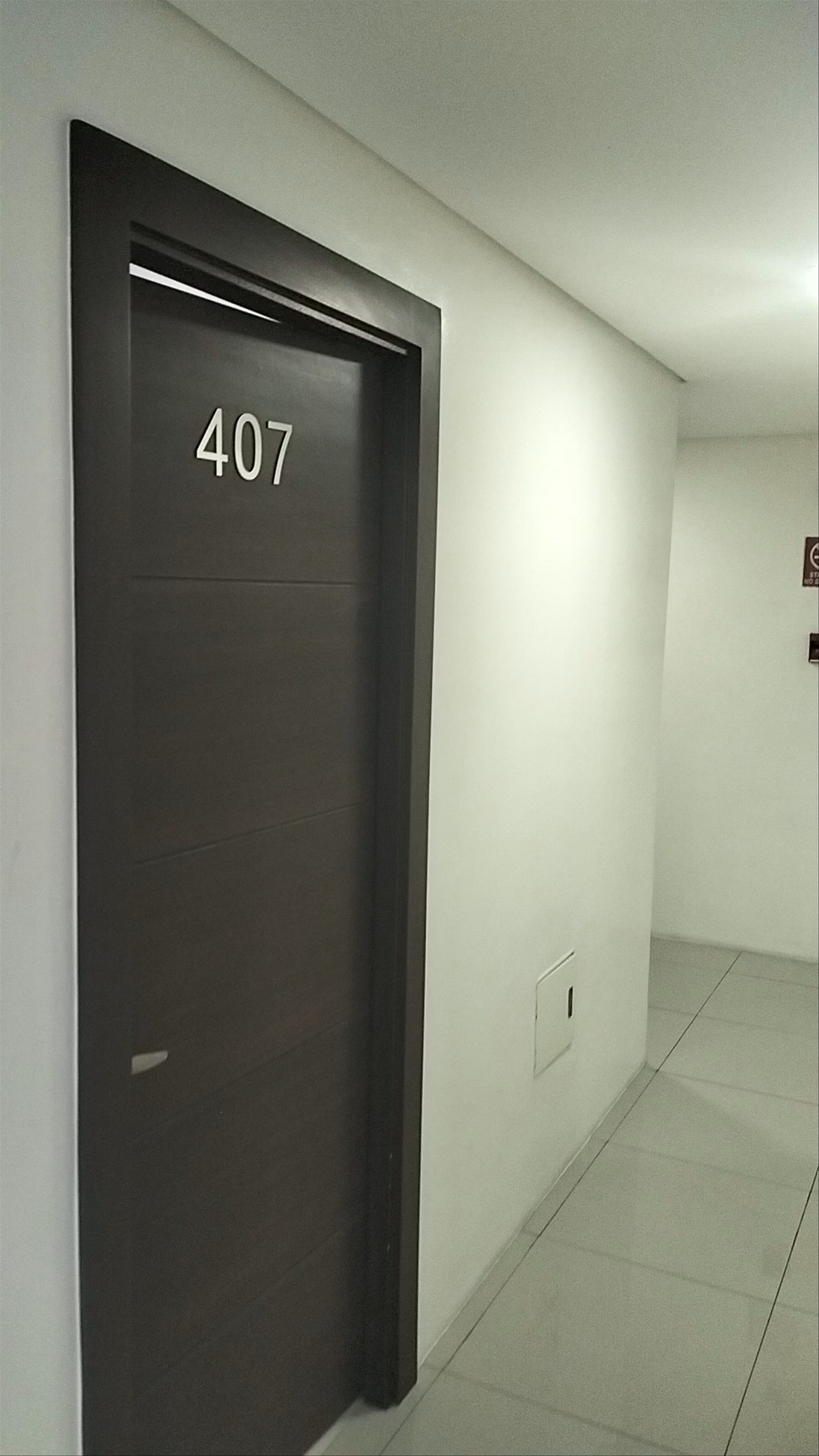 RedDoorz Plus @ Evangelista Street Makati