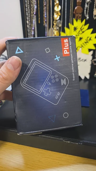 Handheld Game Console - Consoles image 1