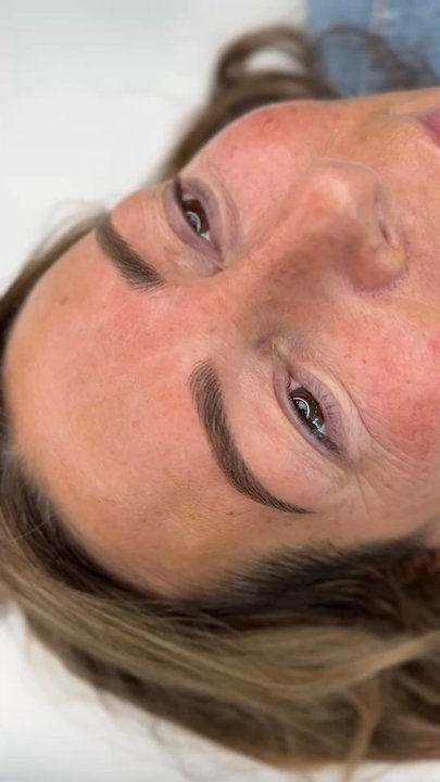 Brow Lady Microblading Studio - Combo brows - Permanent Makeup Near Me - Wilmington, Massachusetts