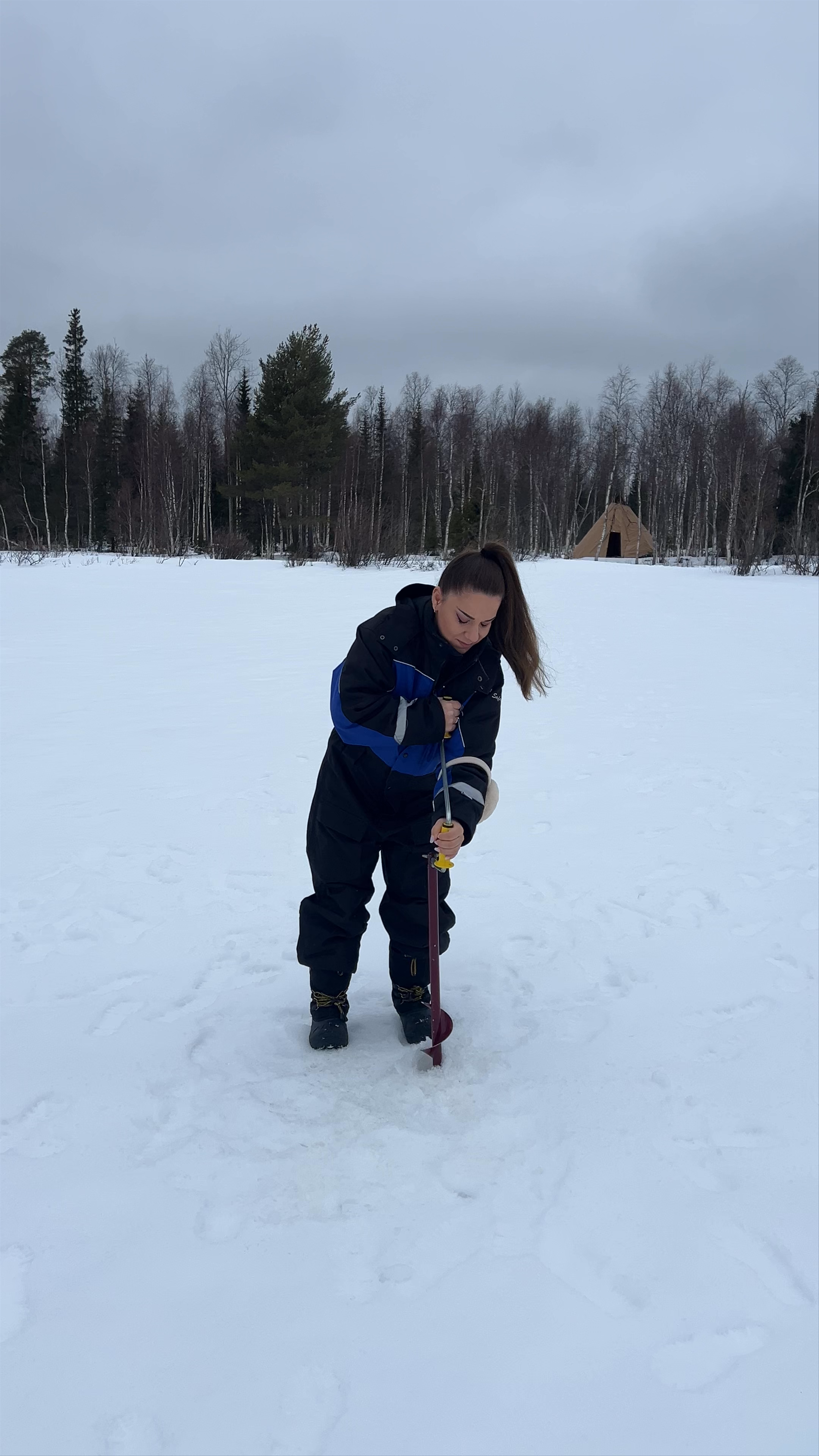 Ice Fishing Adventure in Lapland - Rovaniemi Winter Experience