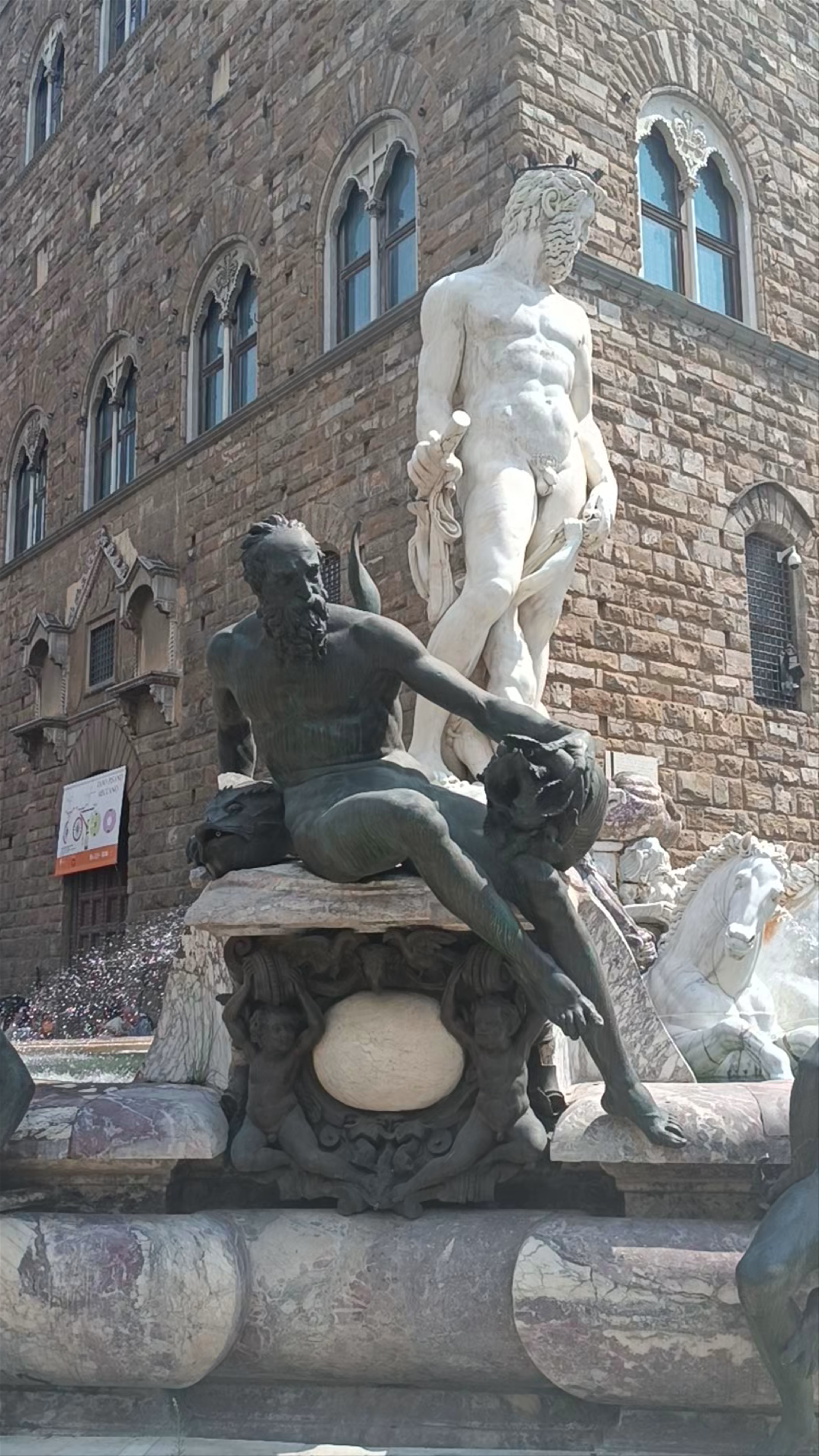 Fontana del Nettuno at Piazza della Signoria, Florence
