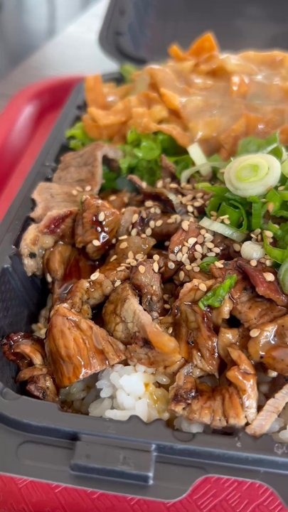 OMGrill - Chicken/Beef combo plate - Japanese Near Me - Van Nuys, California